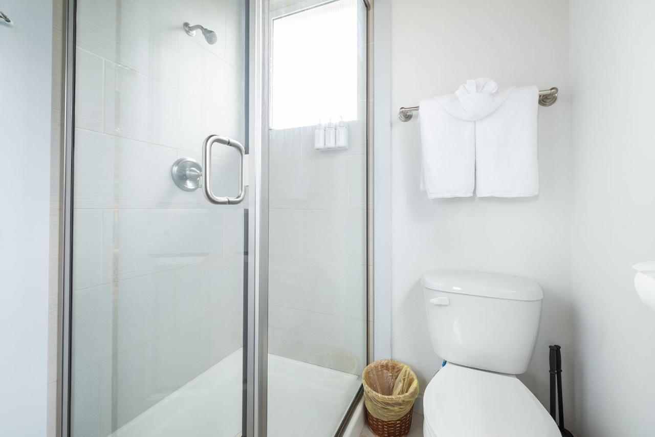 Sea Breeze Cottages 오션 쇼어스 외부 사진